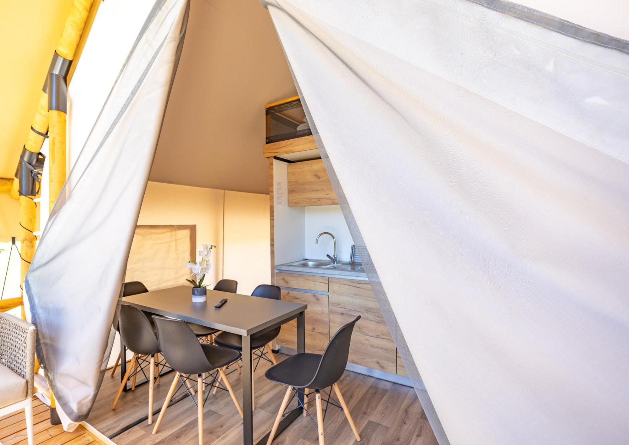 Camp Dole Zivogosce - Mobile Home And Glamping Tent Экстерьер фото