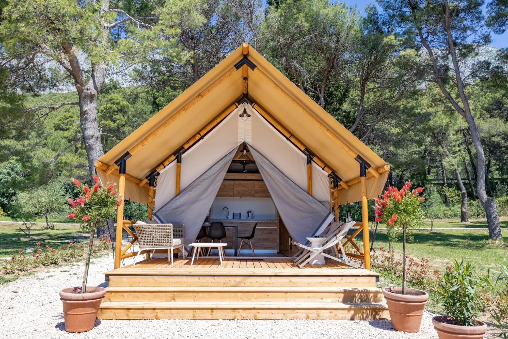 Camp Dole Zivogosce - Mobile Home And Glamping Tent Экстерьер фото